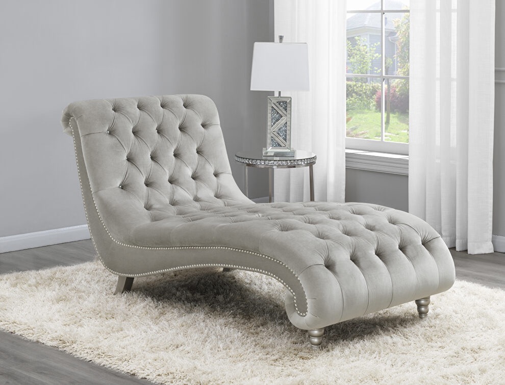 How could you want a chaise relax?