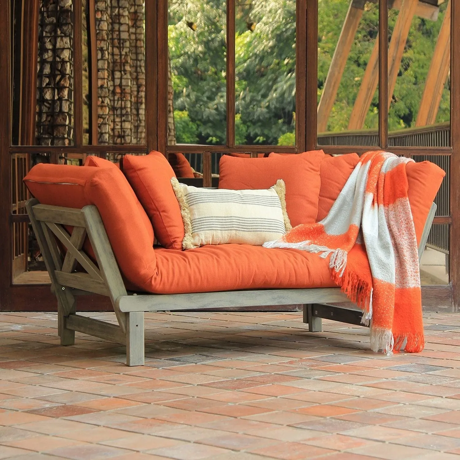 Take advantage of Your Space With Indoor-Outdoor Furniture